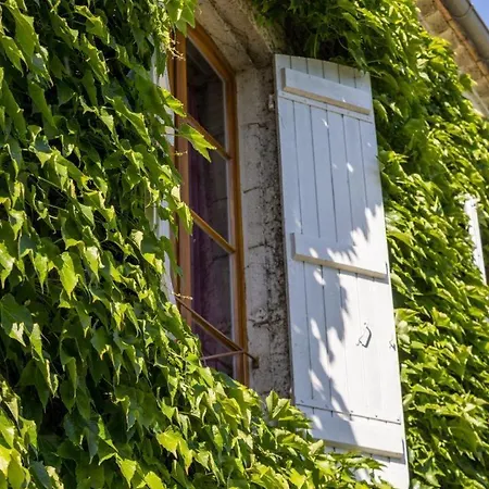 Сasa de vacaciones La Tour Du Guet